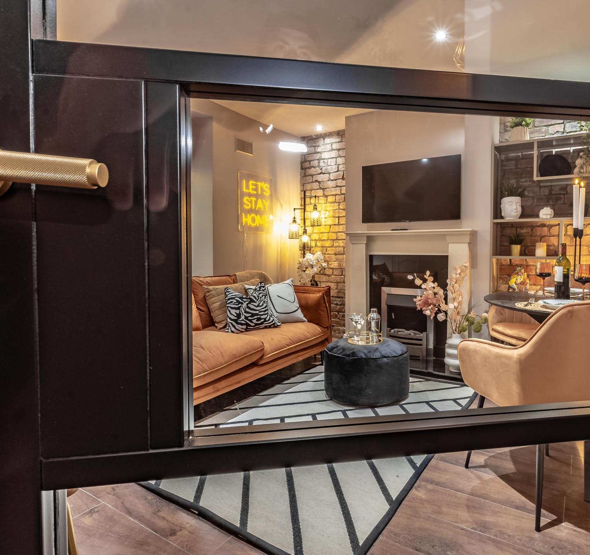 Escape Sleeps 6 * Waterford